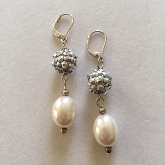 Hand Crafted Jewelry - HAND CRAFTED Earrings Pearl Drops Silvertone